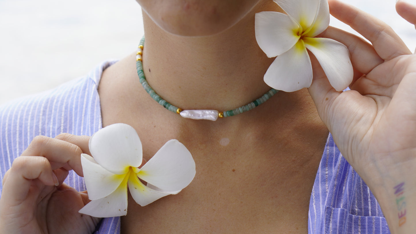 Collier Mahana
