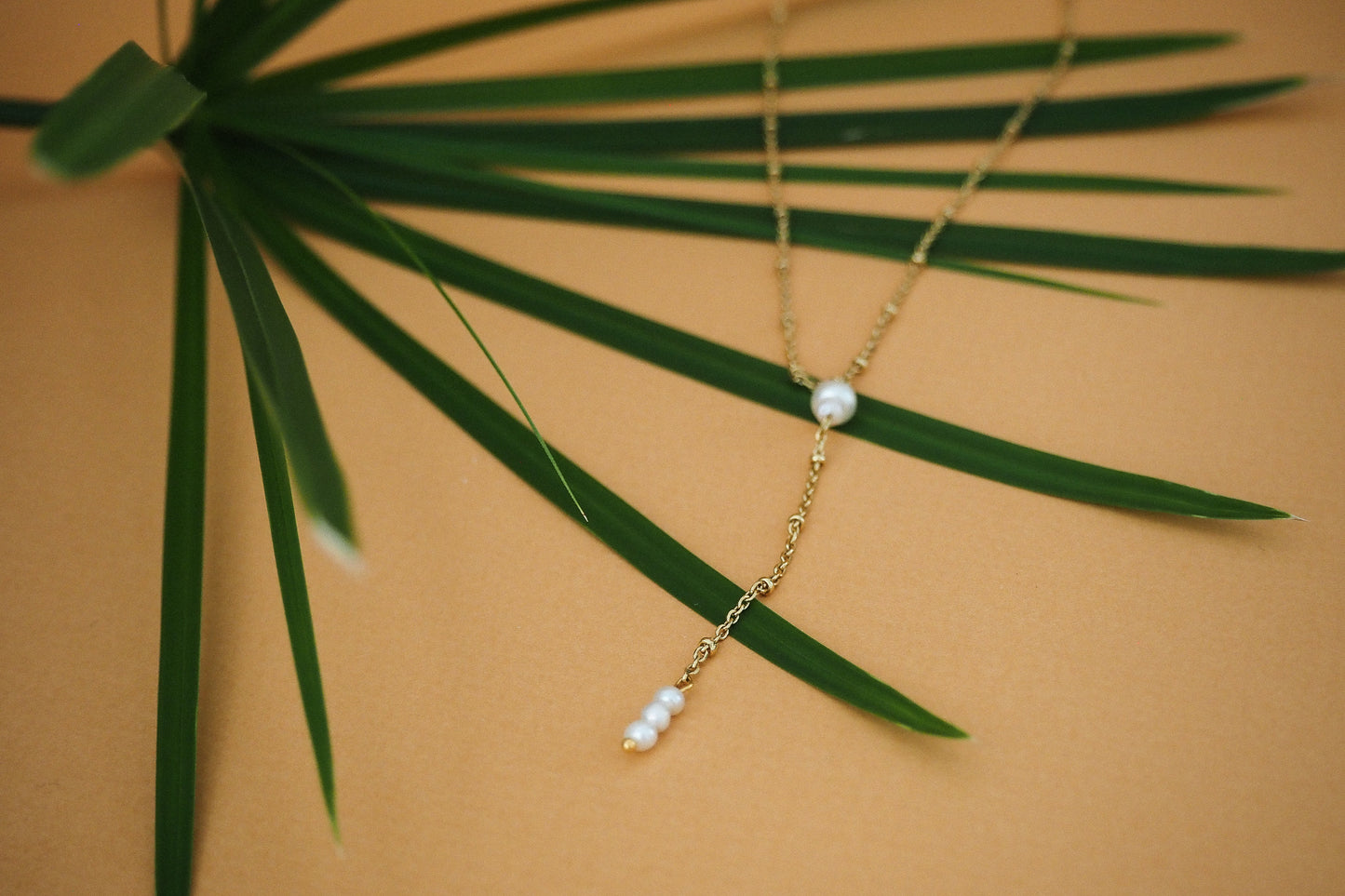Collier Eeva